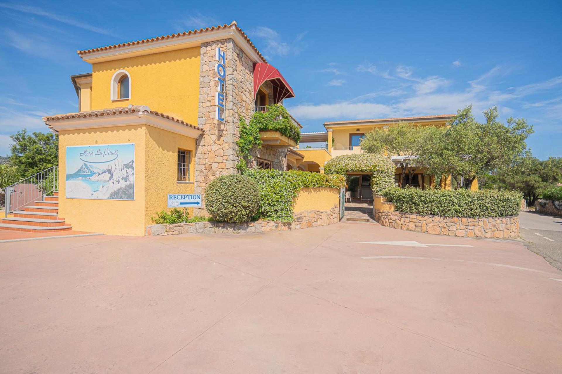 Hotel Lu Pitrali San Teodoro  Eksteriør billede