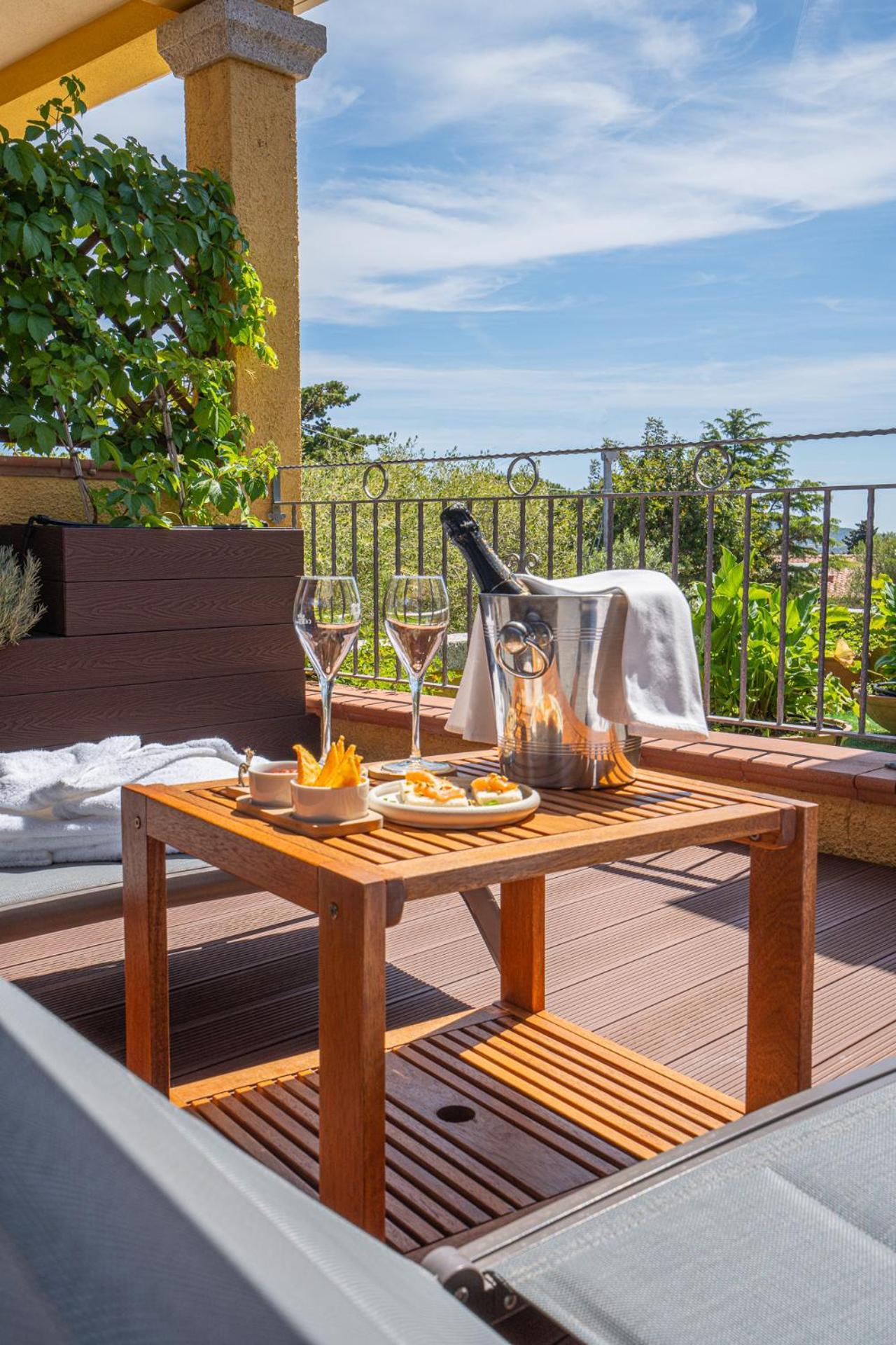Hotel Lu Pitrali San Teodoro  Eksteriør billede