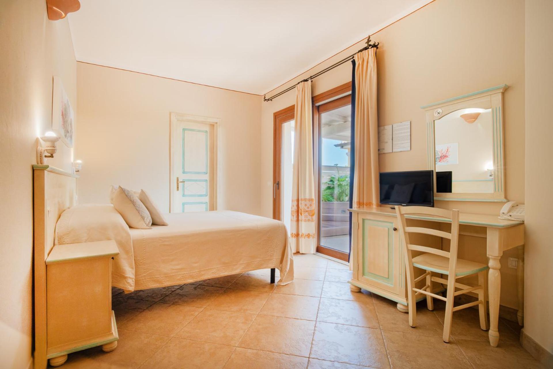 Hotel Lu Pitrali San Teodoro  Eksteriør billede